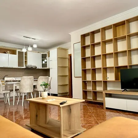 New Skanderbeg Square Appartement