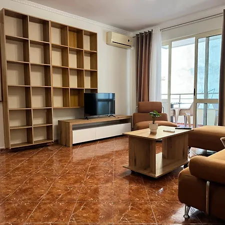 New Skanderbeg Square