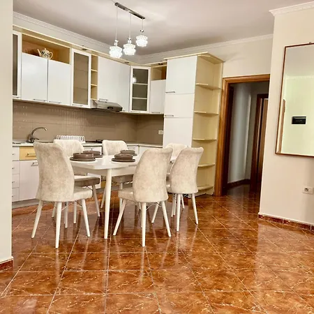 New Skanderbeg Square Apartamento *