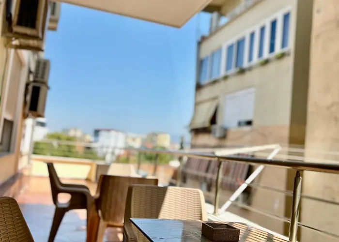 New Skanderbeg Square Apartment *